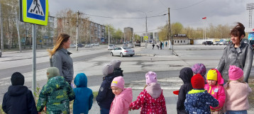2 этап профилактического мероприятия "Декада дорожной безопасности детей" летом (2 мик-он) 2 этап профилактического мероприятия "Декада дорожной безопасности детей" летом (2 мик-он).