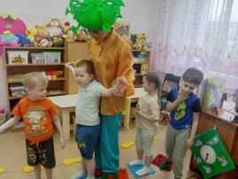 Развлечение с применением здоровьесберегающих технологий «Вирусы нам не страшны» Развлечение с применением здоровьесберегающих технологий «Вирусы нам не страшны».