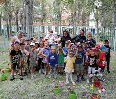 Музыкально-спортивное развлечение «В лес зеленый мы пойдем» по плану летней оздоровительной работы в ДОО. Музыкально-спортивное развлечение «В лес зеленый мы пойдем» по плану летней оздоровительной работы в ДОО.