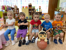 «Неваляшка в гостях у ребят» «Неваляшка в гостях у ребят».