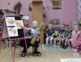 Акция «От зернышка до булки» Акция «От зернышка до булки».