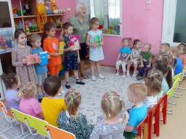 Акция «Книжка-малышка своими руками» Акция «Книжка-малышка своими руками».