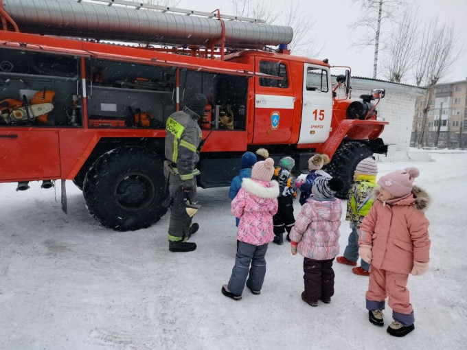 «Доблестные пожарные в нашем детском саду» «Доблестные пожарные в нашем детском саду» .